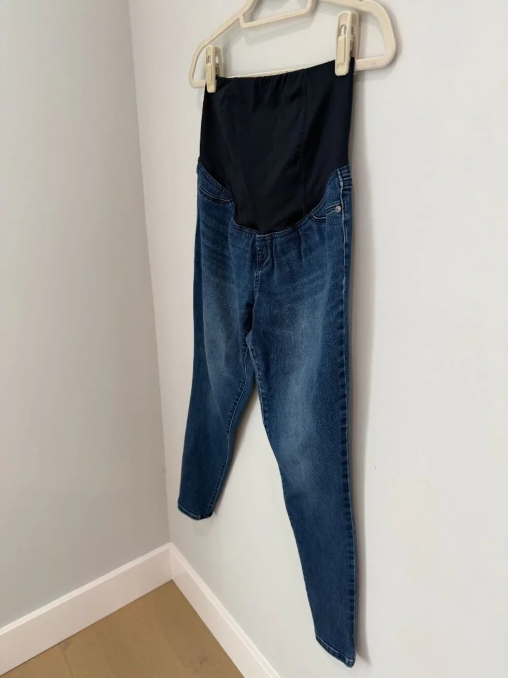Isabel Maternity by Ingrid & Isabel Blue Skinny Jeggings - Size 6